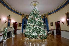 White House Christmas Volunteers 2022 2021 Holidays At The White House | The White House