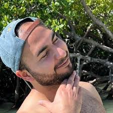 Brandon Suarez's Instagram, Twitter & Facebook