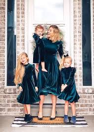 Col rond robe de mariée civile en. Quelle Tenue De Mariage En Hiver