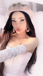 Angelica Paris's Instagram, Twitter & Facebook