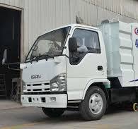 Isuzu Vacuum Sweeper Washing Truck 5000 Liters Dust Tank ...