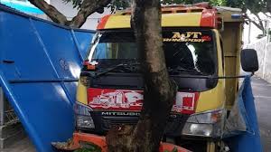 Mampu mengoperasikan komputer (microsoft office) & internet. Angkut Singkong 7 5 Ton Sopir Truk Tewas Terlindas Truknya Sendiri Di Pabrik Kripik Singkong Ciluar Tribunnews Bogor