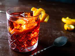 Aperitifs aren't just a festive drink for a happy hour. 11 Impressive Aperitif Cocktails To Serve Before Dinner
