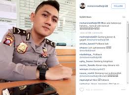 Maybe you would like to learn more about one of these? 20 Polisi Ganteng Yang Bikin Para Cewek Rela Ditilang Rela Rela