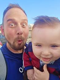 hoezitsamelewing Kykie... Daar is selfs familie wat gegil het op Hoezit...  Uit Namibië, hier in Suid-Afrika en nog Hoezit vriende... #hoezitverjaar  #lekkeverjaar #kykie #birthday #verjaardag