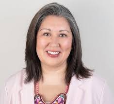 Stephanie Gingerich's Instagram, Twitter & Facebook