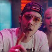 Skiety, klapki skiety, skiety, klapki, ej skiety, klapki skiety, skiety, klapki, ej skiety, klapki skiety i klapki, stopro i najki zarobki, wydatki, kubki i blanty koledzy, ławki, ziomy do trawki na grillu. Kabe Music Videos Stats And Photos Last Fm