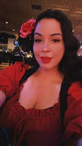 Last night was so much fun! This lipstick I'm wearing is from my very own  vegan cosmetic beauty line 💋 Vegan, matte, long lasting, and lightweight.  @VivaLaVeauty