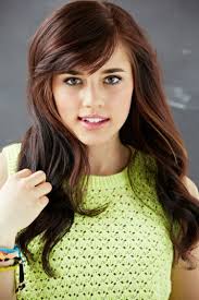 schragen pony gestalten fur einen verspielten look long hair styles long curls hair styles