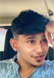 Romantic Moments in Chelvan's Love Video