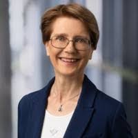 Barbara Thiessen's Instagram, Twitter & Facebook