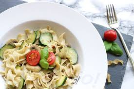 Nudel Zucchini Champignon Pfanne Kochen Fur Kleinkinder Lebensmittel Essen Und Schnelle Rezepte