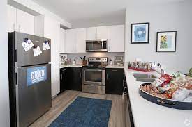 2 bedroom apartments in pittsburgh are an excellent choice for roommates, a small family, or anyone who needs more space. One On Centre Apartments Pittsburgh Pa Apartments Com