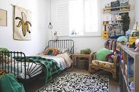Vibrant Art And Rugs Add Color To This Rental House Simple Kids Rooms House Rental Living Room Photos