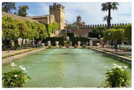 La caratteristica principale dell'alcazar è la molteplicità degli stili e. Alcazar Di Siviglia