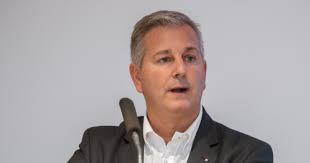 € Adesione turbo” all'UE, Marco Chiesa: “Caro Vicepresidente, no, no, no!” 