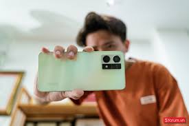 Trên tay OPPO Reno8 4G: Thiết kế ấn ...