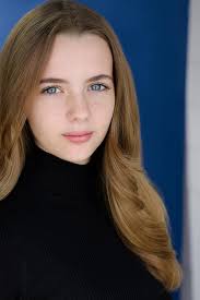 Evangeline Rose's Instagram, Twitter & Facebook