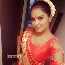 Revathy wrote a post on facebook about the incident which allegedly happened in thiruvananthapuram after a preview of siddique's film sukhamariyathe. Revathy Sampath Biography Age Height Weight Affairs Family And Photos B4blaze