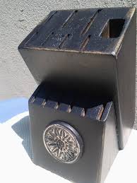 Ok Upcycled My Old Knife Holder With Flat Black Spray Paint Rubbed Off Areas For A Distressed Lo Knife Block Makeover Black Spray Paint Furniture Makeover