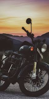 Yasholo Unreal Shakespeare Iphone Wallpapers For Iphone 8 Iphone 8 Plus Iphone 6s Iph Royal Enfield Wallpapers Royal Enfield Modified Royal Enfield Bullet