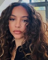 Jade shares new photos via TikTok!