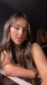 Tara Allison's Instagram, Twitter & Facebook