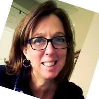 8 "Leslie Holstein" profiles