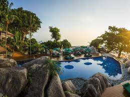 Kolam renang memiliki kesan seperti air terjun. Banyan Tree Bintan Pulau Bintan Promo Terbaru 2020 Rp 5637600 Foto Hd Ulasan