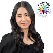 Paulina Rivera's Instagram, Twitter & Facebook