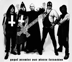 Pour preuve, cet incroyable relais pour retirer le coureur au troisième coussin. Gogol 1er Rock Alternatif Et Iconoclaste Rock Made In France
