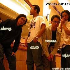 Chords ratings, diagrams and lyrics. Mengintai Dari Tirai Kamar By Exists Reverbnation