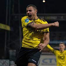 De griekse spits komt over van aek athene, dat hem de laatste anderhalf jaar had uitgeleend aan achtereenvolgens ofi kreta en het poolse. Vvv Venlo Dit Was ð—®ð˜‚ð—´ð˜‚ð˜€ð˜ð˜‚ð˜€ ðŸ®ðŸ¬ðŸ®ðŸ¬ Griekse Spits Facebook