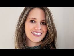 Carrie Guffey's Instagram, Twitter & Facebook