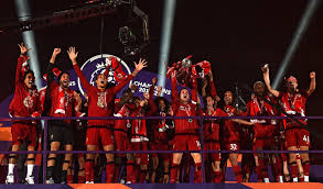 Anfield was empty because of the coronavirus pandemic but a large group of fans. Liverpool Lift Premier League Trophy After Hitting Chelsea For Five Arab News Pk
