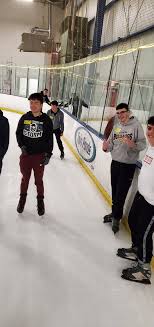 In this video, you will learn how to skate backwards. Chad Smeltz On Twitter The Gang Tries Learning How To Skate Backwards