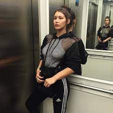 10 models share their favorite songs to work out to this party season bad girl style fashion hadid style