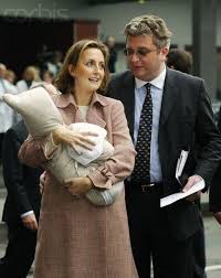 Jan 12, 2000 · princesse mononoké est un film réalisé par hayao miyazaki. Fille Du Prince Laurent Et De La Princesse Claire Laetitia Amadeus Benoit