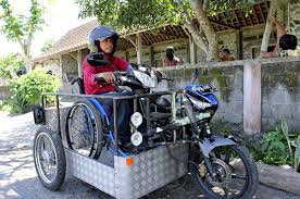 Sell your used modified bike, old bike, royal enfield, harley davidson, ktm, yamaha, pulsar & more with olx india. Sri Lestari Travels By Motorcycle To Bring An Empowering Message To Disabled People Csmonitor Com