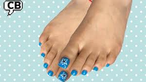 2) destacar solamente una uña una de las decoraciones que mas se suelen usar que considero que son las mas sencillas de modelos de uñas la nueva tendencia 2021 en fotos fáciles y originales. Diseno Frances En Unas Cortas De Pies Para Principiantes Youtube