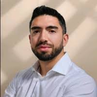 Andrew Petrides's Instagram, Twitter & Facebook