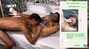 Moglie ITALIANA tradisce e manda i video al marito... PRIMA VOLTA SCOPATA  DA UN ALTRO CAZZO PARTE 1