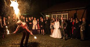 Wedding planning service in dresden, germany. Preise Eine Feuershow Was Kostet Eine Feuershow Wie Teuer Ist Eine Feuershow