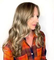 30 Hottest Hair Colors For Women Over 50 Trendy In 2021 Hair Adviser Hair Color For Women Hair Color Auburn Hot Hair Colors