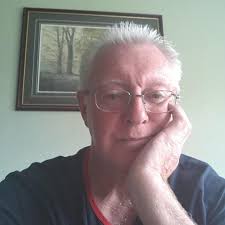 You must renew your driving licence every 10 years. Renew online today