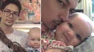 Dimas beck dan laudya cynthia bella diketahui memang sudah dekat sejak dulu. Tag Naiima Dimas Beck Gendong Keponakannya Yang Lucu Bak Boneka Hidup Netizen Ucul Banget Tribunstyle Com
