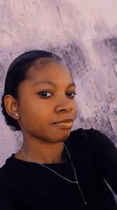 Ino ma raha ataonao ty jolah? Fa vognono tsy andeha am ty kai Ataova Ruger  feky fa zahay fa misy shenseea boaka Majunga zay😍😂