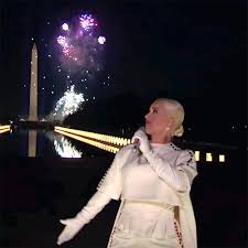Текст katy perry — firework. At The Celebrating America Concert Katy Perry Goes Patriotic In Thom Browne Vogue