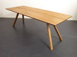 pin van aurelie hellin op wood furniture in 2021 thuisdecoratie tafel ideeen meubel ideeen