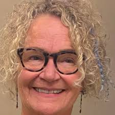 Looking for a dentist for dental implant